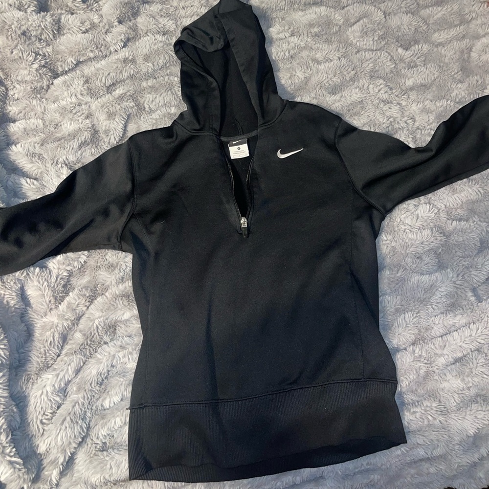 Nike hoodie half zip